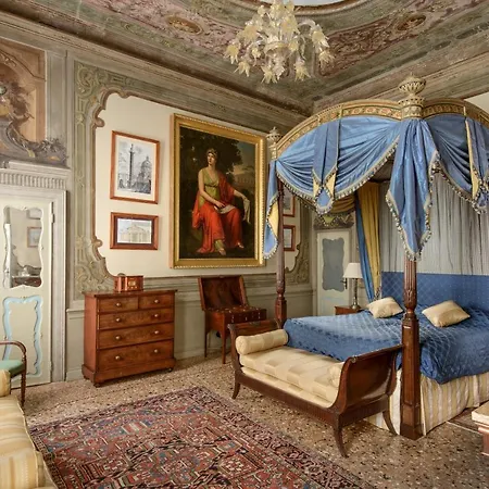 Daire Imperiale Piano Nobile Venedik